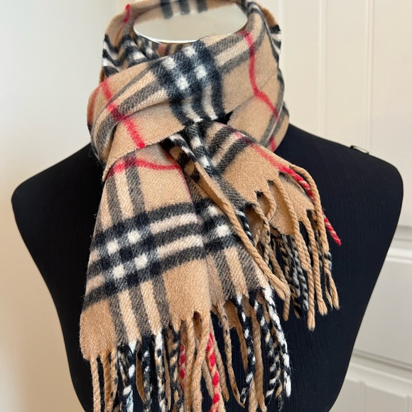 π«SOLDπ« Authentic Burberry Scarf 60% Cashmere 52βx11.5β - Picture 2 of 5